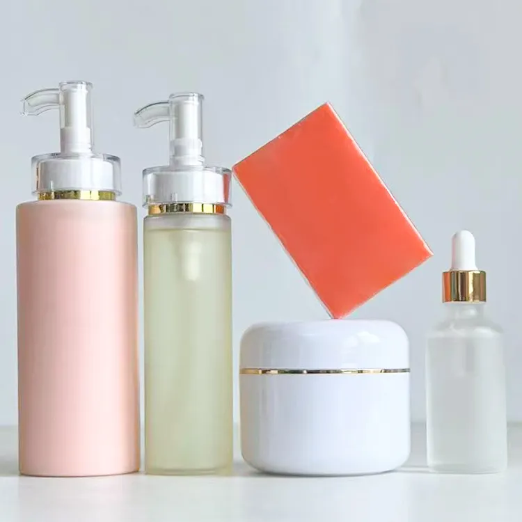 2022New-Design-Moisturizing-Soap-Face-Cream-Serum.webp 2022New Design Moisturizing Soap Face Cream Serum Shinning Skin Rich in Vitamin C Body Oil Lotion Emollient Carrot Skincare Set - Image 1