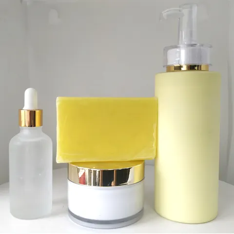 Beautiful-Lemon-Whitening-Facial-Set-moisturizing-bleaching.jpg_480x480.webp Beautiful Lemon Whitening Facial Set, moisturizing, bleaching and brightening - Image 1