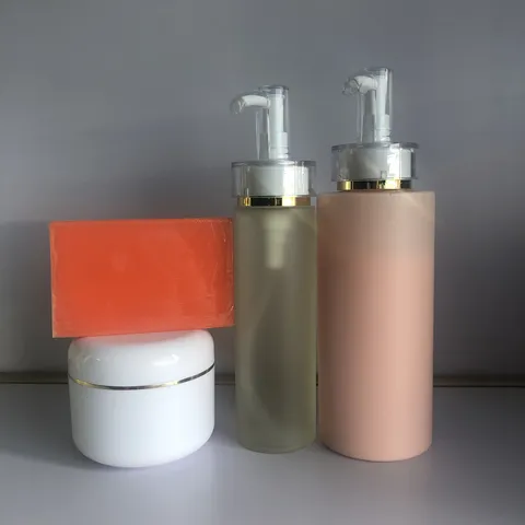 Fast Bleaching Carrot Set Hindering The Formation Of Melanin Fading The Spot Soap Body Lotion Body Oil Face Cream