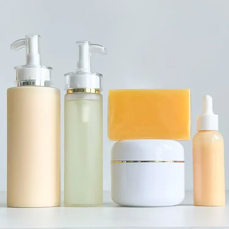 Private-Label-Brighten-and-Hydrate-Serum-Soap.webp Brighten and Hydrate Serum Soap Bleaching Body Lotion Oil Kojic Acid Whitening Cream Papaya Beauty Set for AllSkin - Image 1