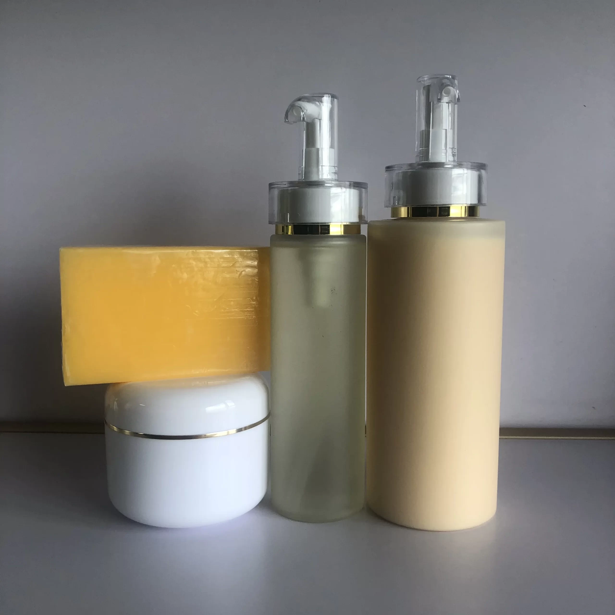 Private-Label-Fast-Bleaching-Papaya-Set-Gluta-scaled-1.webp Fast Bleaching Papaya Set Gluta Kojic Acid Whitening Moisturizing Soap Body Lotion Body Oil Face Cream - Image 1