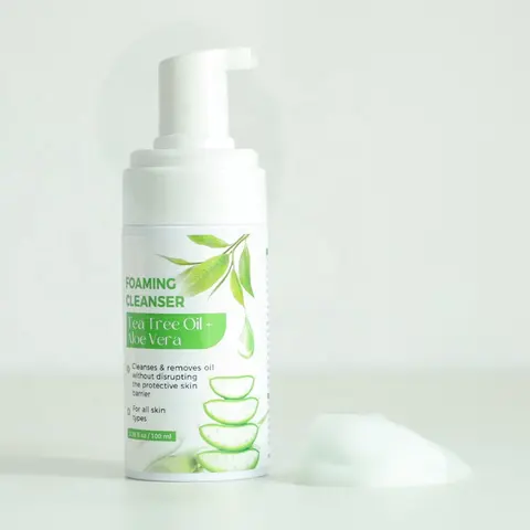 Oil-control Green Tea Anti Acne Facial Cleanser For Oily Skin Tree Oil Aloe Vera Hydrating Amino Acid Cleanser