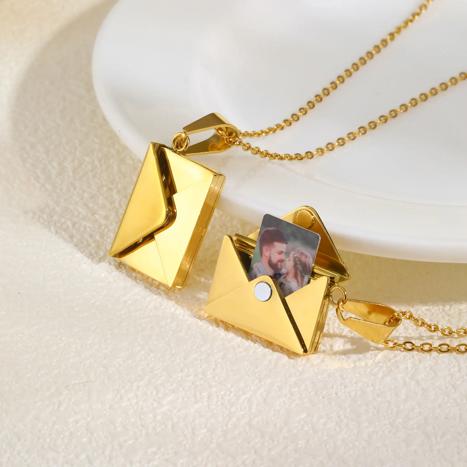 kf-Sceeab62088814fa295834a191baca9c5E Personalized Photo Locket Necklace Envelope Love Letter Shape Pendant for Women, Customized Picture Pendant Gifts - Image 1
